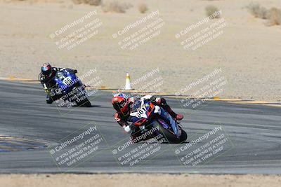 media/Mar-22-2025-CVMA (Sat) [[462c0ffedb]]/Race 12-Supersport Middleweight/